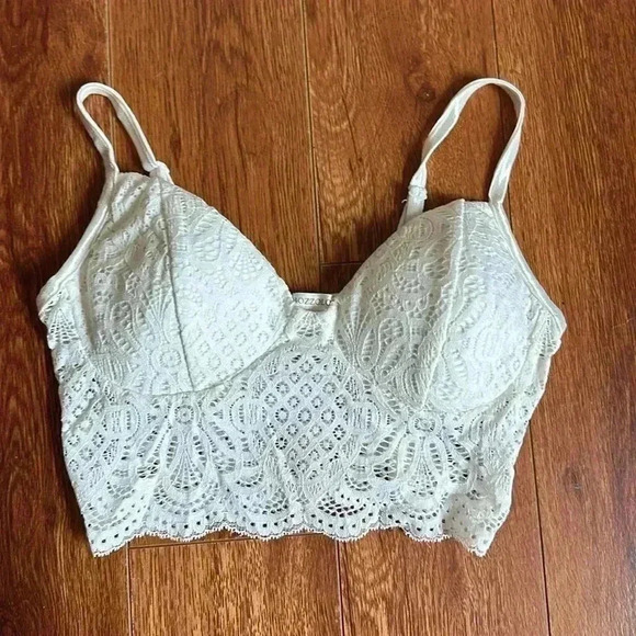 White bralette - Picture 1 of 2